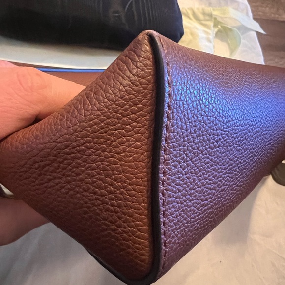 Burberry Note Bag - Picture 7 of 10